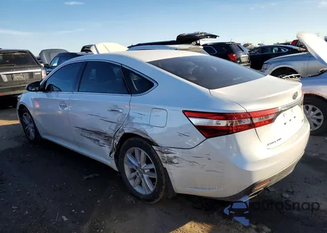 2014 Toyota Avalon Base z USA, uszkodzony, nr VIN 4T1BK1EB4EU116588